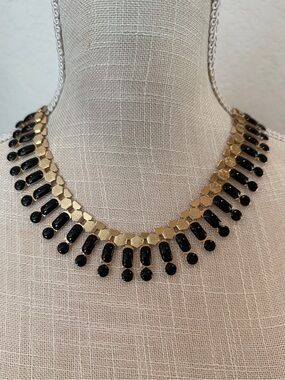 Chic Gold Tone Necklace with Black Accents
